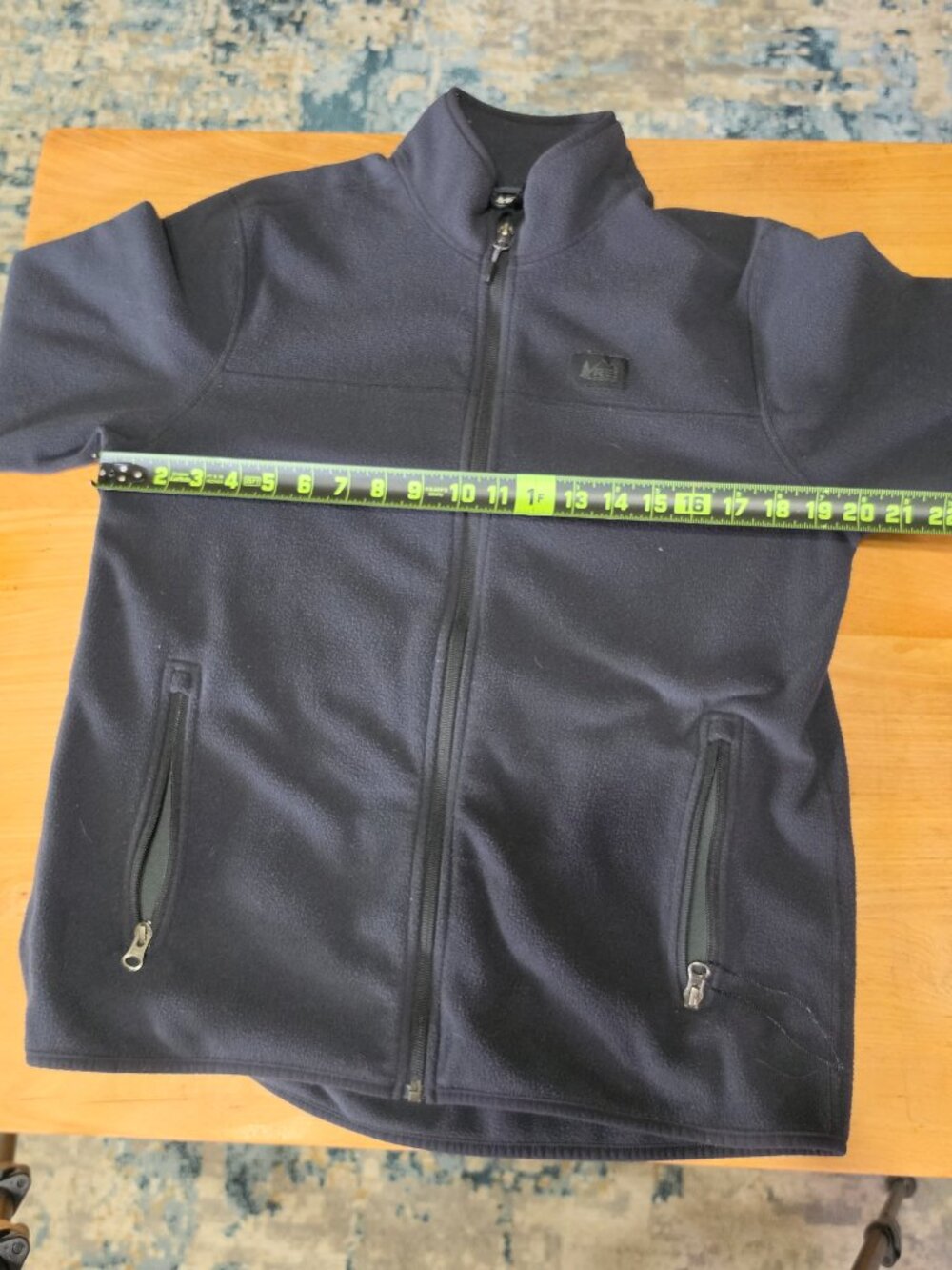REI Co‑op Fleece | Men’s Medium | Black | Lightweight Outdoor Layer - Picture 3 of 6